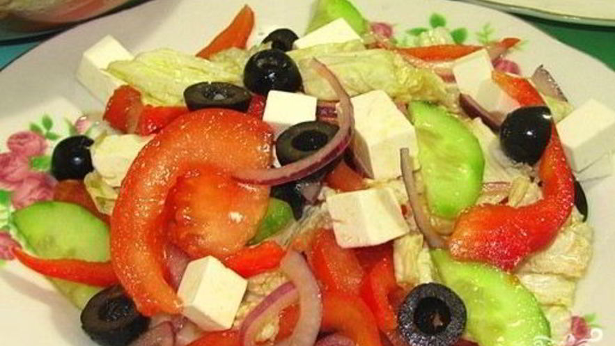 Рецепт греческого салата с пекинской капустой