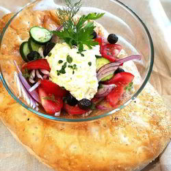 Рецепт Греческого салата с заправкой из феты