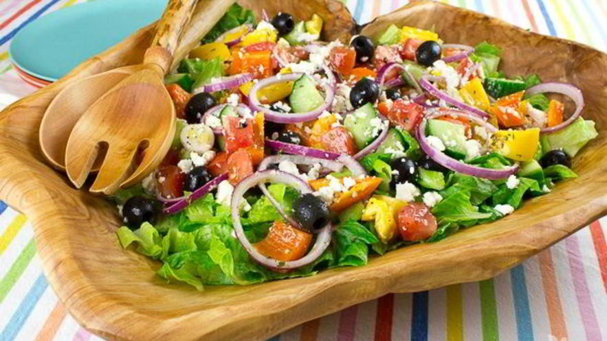Рецепт салата греческого с лимонной заправкой