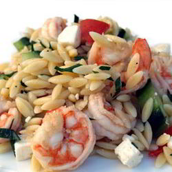 Рецепт Салата с орзо и креветками в греческом стиле