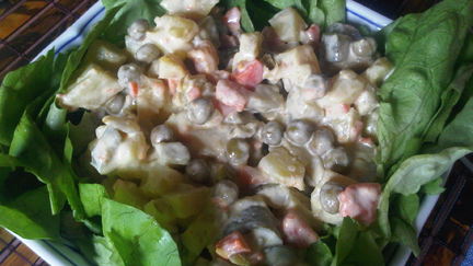 Рецепт Картофельного салата с горошком и сладким перцем