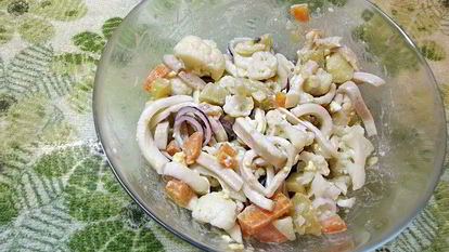 Рецепт Картофельного салата с кальмарами