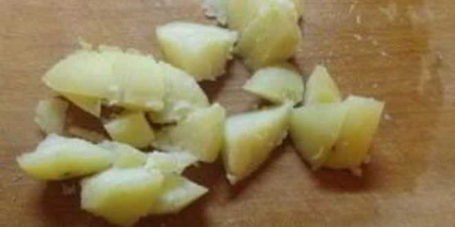 Рецепт картофельного салата с кальмарами