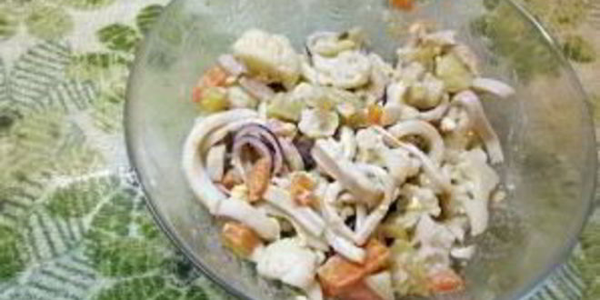 Рецепт картофельного салата с кальмарами