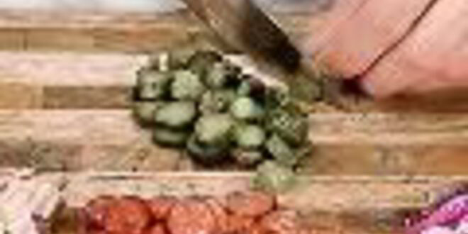 Рецепт картофельного салата с копченостями