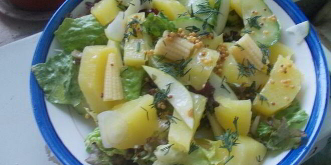 Рецепт картофельного салата с кукурузой