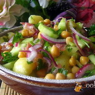 Рецепт Картофельного салата с нутом и беконом