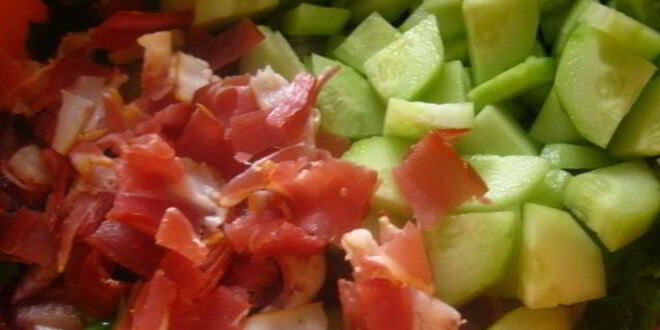 Рецепт картофельного салата с нутом и беконом