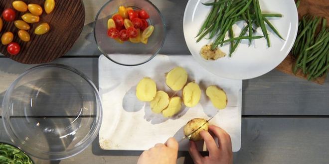 Рецепт картофельного салата с зеленой фасолью