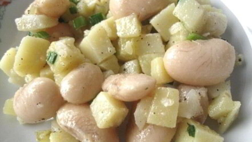 Рецепт салата картофельного с фасолью и сметаной