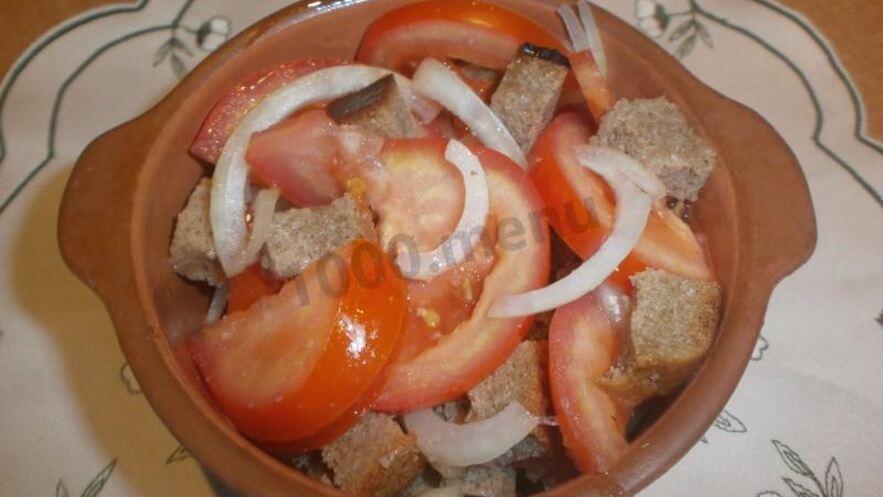 Рецепт хлебного салата с помидорами