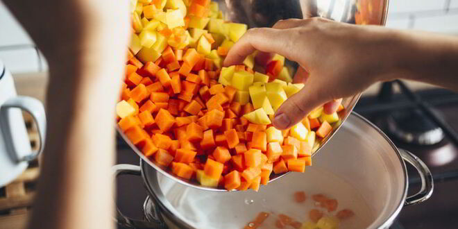 Рецепт оливье с ароматной куриной грудкой