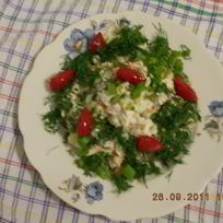 Оливье с морковью, бужениной и зеленым луком