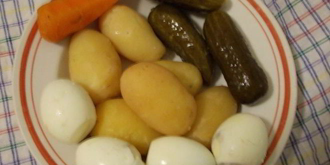 Рецепт оливье с морковью, бужениной и зеленым луком