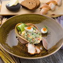 Рецепт Оливье с печеным картофелем, курицей и говяжьим языком