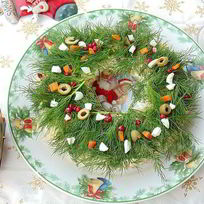 Оливье с тунцом Рождественский венок