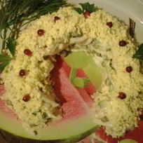 Салат Оливье из кальмаров