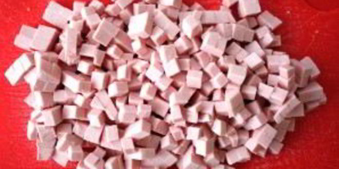 Рецепт салата оливье с колбасой