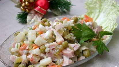 Рецепт Салата Оливье с копченой курицей