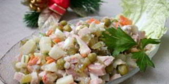 Рецепт салата оливье с копченой курицей