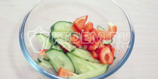 Рецепт овощного салата с пекинской капустой