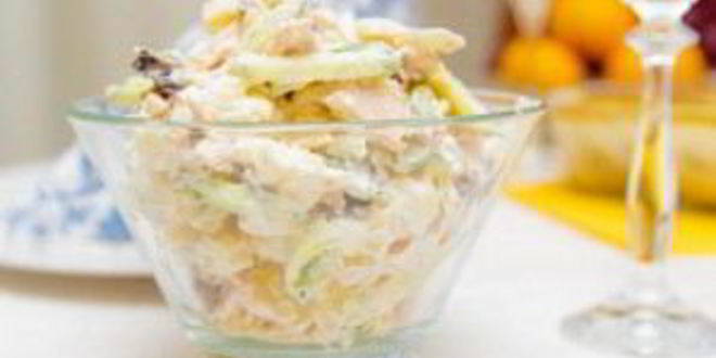 Рецепт салата из чернослива с курицей