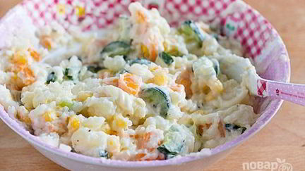 Рецепт Салата из кукурузы и огурца