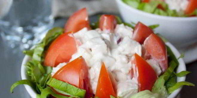 Рецепт салата из курицы и помидоров