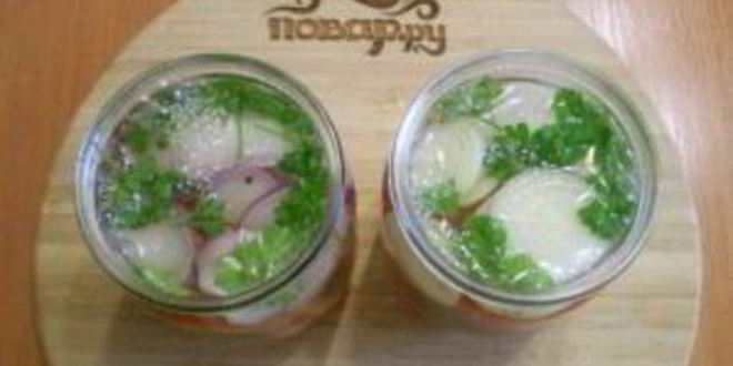 Рецепт салата из помидоров на зиму с луком