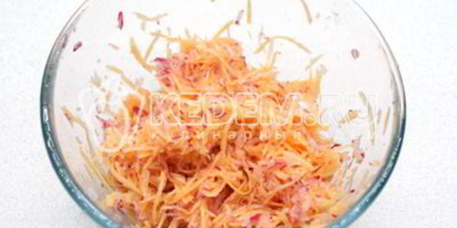 Рецепт салата из редиса с маслинами