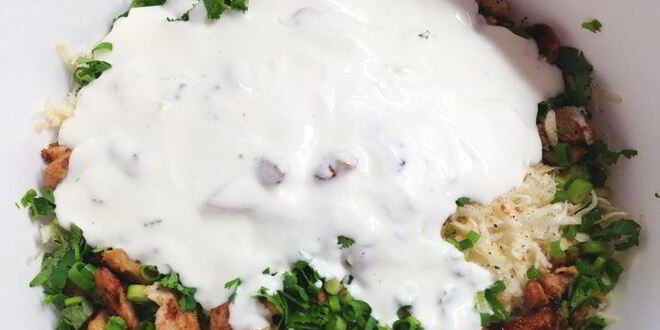 Рецепт салата из сельдерея и курицы