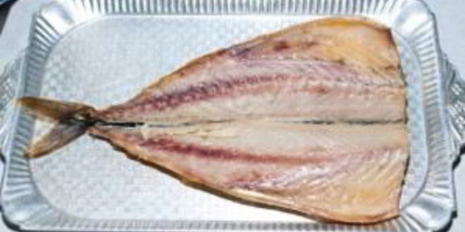 Рецепт салата из скумбрии холодного копчения