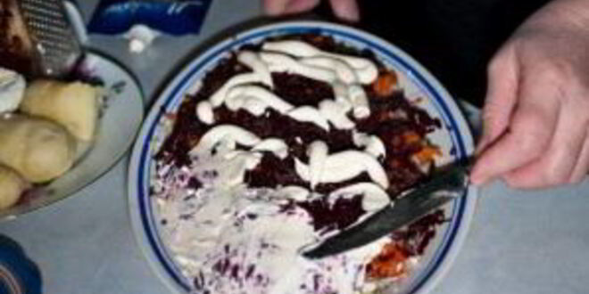 Рецепт салата из скумбрии холодного копчения