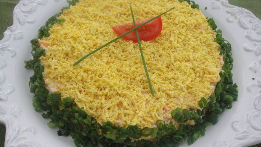 Рецепт салата мимоза с консервой