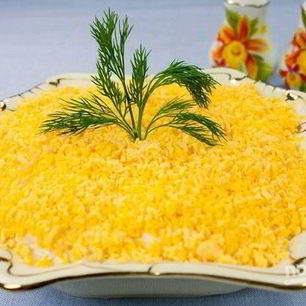 Рецепт Салата Мимоза с крабовыми палочками и сыром