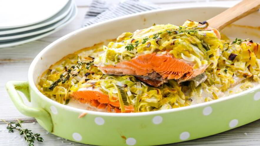 Рецепт чавычи под шубой из лука-порея