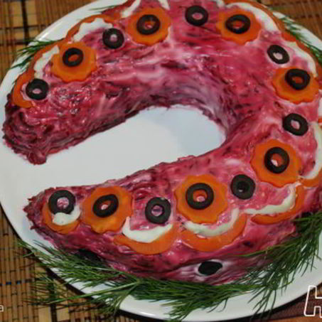 Рецепт Копченой селедки под шубой