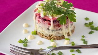 Рецепт Праздничного лосося под шубой