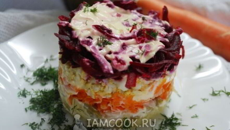 Рецепт салата под шубой с солеными огурцами