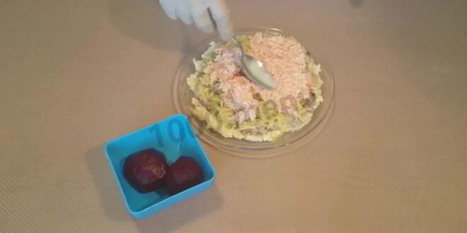 Рецепт сельди под шубой с яблоком