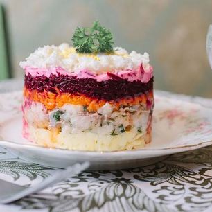 Рецепт Сельди под шубой с яйцом классическая