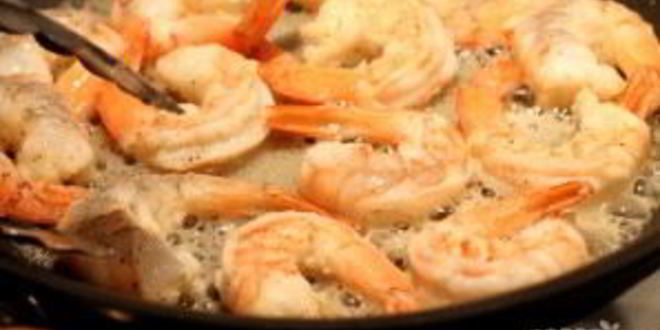 Рецепт салата с креветками