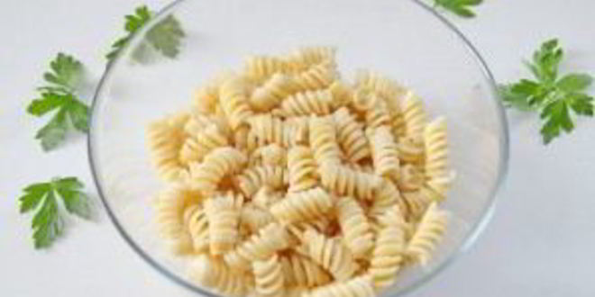 Рецепт салата с курицей и макаронами