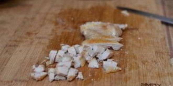 Рецепт салата с курицея и опятами