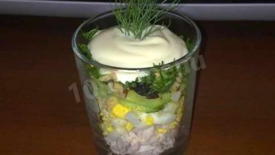 Рецепт салата с курицей слоями