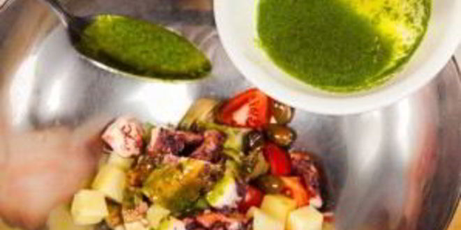 Рецепт салата с осьминогом