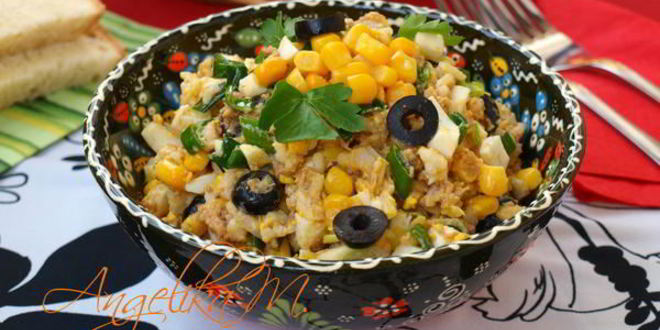 Рецепт салата с тунцом, рисом и кукурузой