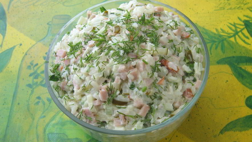 Рецепт салата с ветчиной и рисом