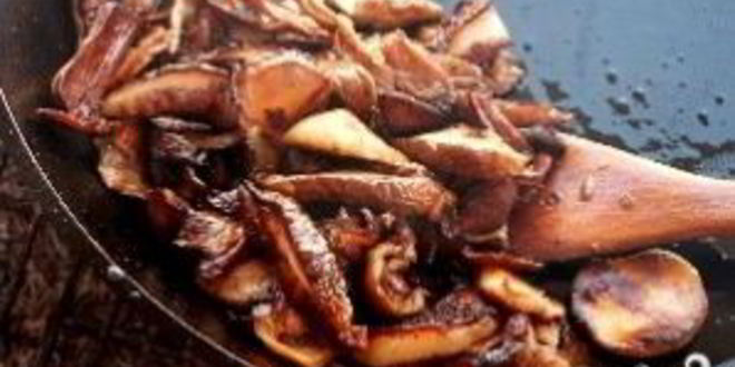 Рецепт салата цезарь с грибами