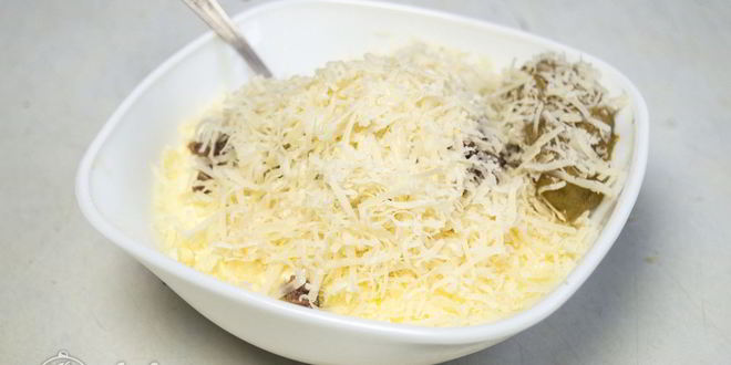 Рецепт салата цезарь с курицей и сухариками